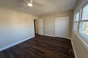 2722 Cherrywood Pl, Hazel Crest, IL 60429 - Photo 7