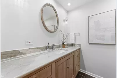 1127 W Albion Avenue, Chicago, IL 60626 - Photo 17