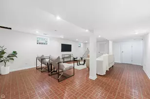 1127 W Albion Ave, Chicago, IL 60626 - Photo 33