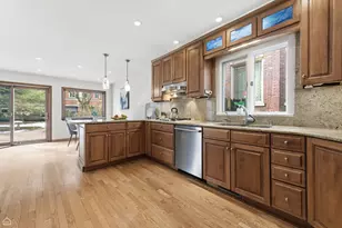 1127 W Albion Ave, Chicago, IL 60626 - Photo 15