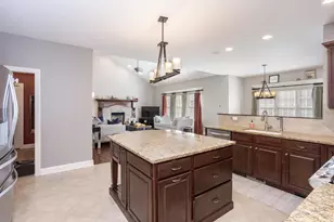 2703 Vrooman Ct, Bloomington, IL 61704 - Photo 13