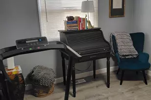 19320 Oakwood Ave, Country Club Hills, IL 60478 - Photo 11