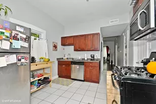 1701 N Maplewood Ave, Chicago, IL 60647 - Photo 3