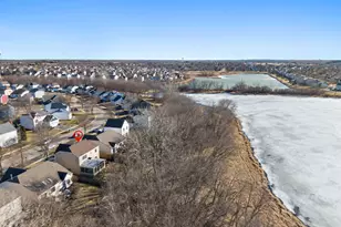 2581 Stanton Cir, Lake in the Hills, IL 60156 - Photo 41