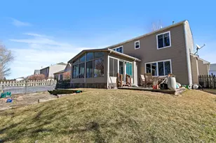 2581 Stanton Cir, Lake in the Hills, IL 60156 - Photo 35