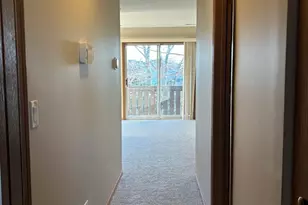 615 Mallard Ct, Bartlett, IL 60103 - Photo 9