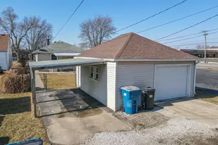 284 N Clinton Ave, Bradley, IL 60915 - Photo 31