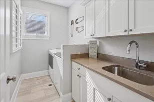 2908 N Seeley Ave, Chicago, IL 60618 - Photo 27