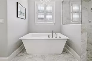 2908 N Seeley Ave, Chicago, IL 60618 - Photo 19