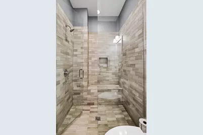 2908 N Seeley Avenue, Chicago, IL 60618 - Photo 23