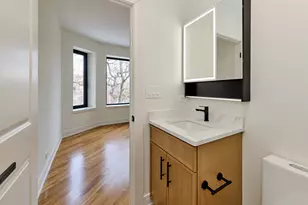 5200 N Winthrop Ave, Chicago, IL 60640 - Photo 17