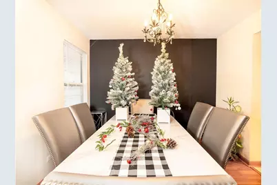 2120 Brittany Court, Glendale Heights, IL 60139 - Photo 5