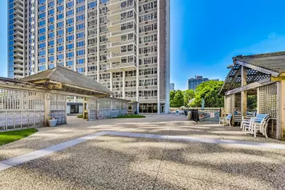 4250 N Marine Drive #1707, Chicago, IL 60613 - Photo 47