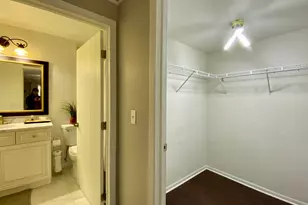 513 Windham Cove Dr, Crystal Lake, IL 60014 - Photo 35