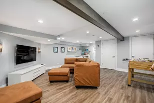 305 Maplewood Rd, Riverside, IL 60546 - Photo 25