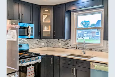 401 W 14th Place, Chicago Heights, IL 60411 - Photo 13