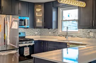 401 W 14th Pl, Chicago Heights, IL 60411 - Photo 11