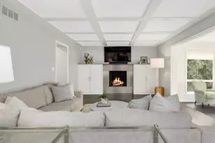 702 Courtland Cir, Western Springs, IL 60558 - Photo 9