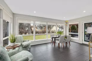 702 Courtland Cir, Western Springs, IL 60558 - Photo 11