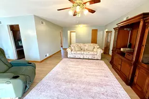 8408 49th St, Coal Valley, IL 61240 - Photo 21