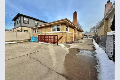 8032 N Wisner Street, Niles, IL 60714 - Photo 3