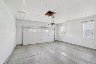 321 Bittersweet Ct, Schaumburg, IL 60193 - Photo 33