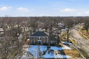 321 Bittersweet Ct, Schaumburg, IL 60193 - Photo 39