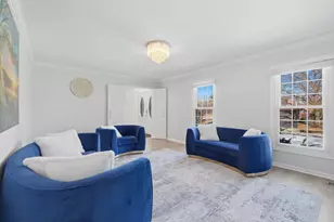 321 Bittersweet Ct, Schaumburg, IL 60193 - Photo 9