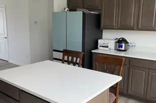 602 Wolverine Dr, Aurora, IL 60502 - Photo 9