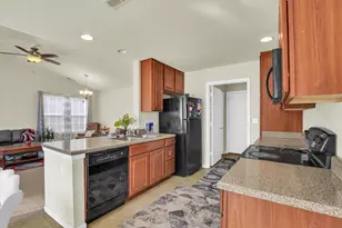 501 Luria Ln, Champaign, IL 61822 - Photo 15