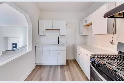 3047 W Berteau Avenue #1, Chicago, IL 60618 - Photo 7