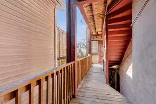 3047 W Berteau Ave, Chicago, IL 60618 - Photo 11