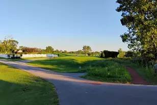 12248 Fairway Cir, Blue Island, IL 60406 - Photo 13