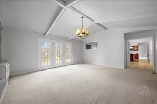 2802 Wedgewood Dr, Naperville, IL 60565 - Photo 5