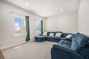 245 Goldenrod Dr, Sugar Grove, IL 60554 - Photo 3