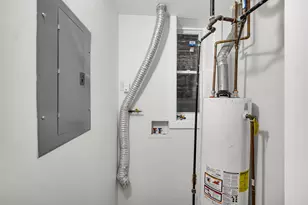 1826 S Hamlin Ave, Chicago, IL 60623 - Photo 15