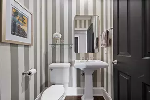 563 Greenway Dr, Lake Forest, IL 60045 - Photo 17