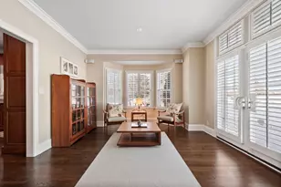 563 Greenway Dr, Lake Forest, IL 60045 - Photo 9