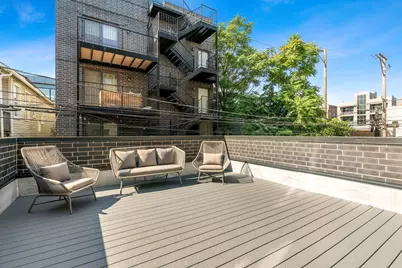 1541 W Pearson Street #1, Chicago, IL 60642 - Photo 15