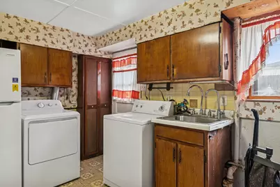 87 E Craig Drive, Chicago Heights, IL 60411 - Photo 17