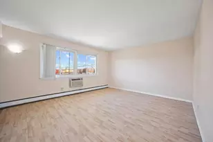 7834 95th St, Hickory Hills, IL 60457 - Photo 5