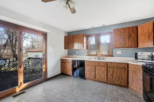 637 Madison St, Batavia, IL 60510 - Photo 7