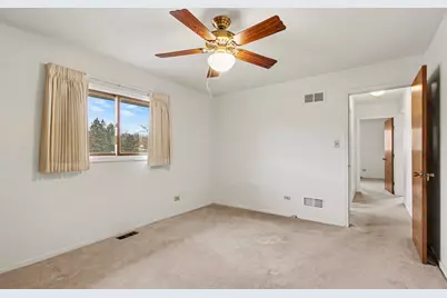 24541 S Wildwood Trail, Crete, IL 60417 - Photo 31