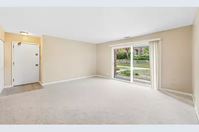 712 Tipperary Court #1C, Schaumburg, IL 60193 - Photo 3