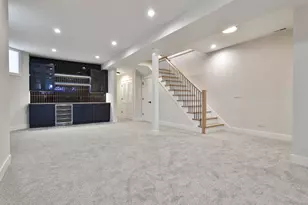 3727 W Sunnyside Ave, Chicago, IL 60625 - Photo 23