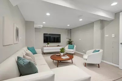 2051 Kettering Road, Hoffman Estates, IL 60169 - Photo 27