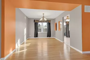 2051 Kettering Rd, Hoffman Estates, IL 60169 - Photo 7