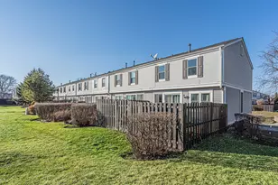 2051 Kettering Rd, Hoffman Estates, IL 60169 - Photo 29