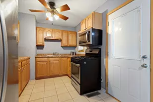 3324 Lynwood Ave, South Chicago Heights, IL 60411 - Photo 7