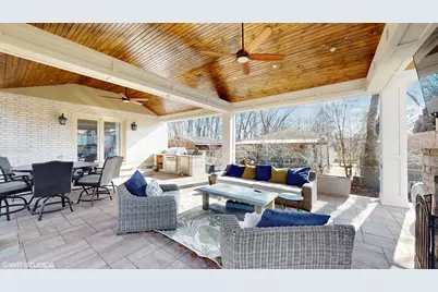 10218 S 87th Court, Palos Hills, IL 60465 - Photo 15